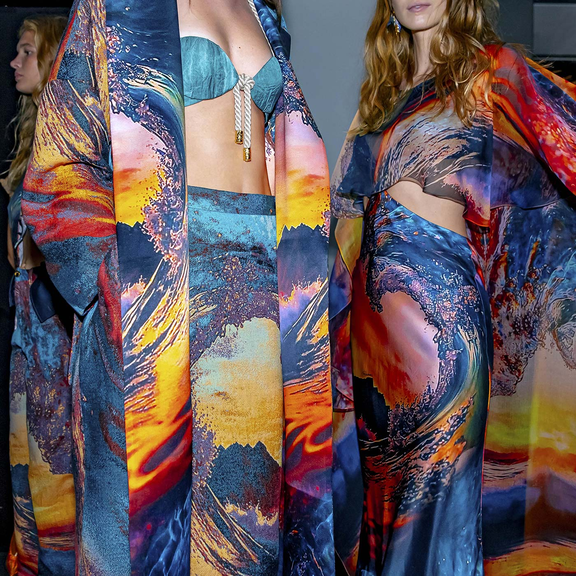 image fashionshowss25 BACKSTAGE 3