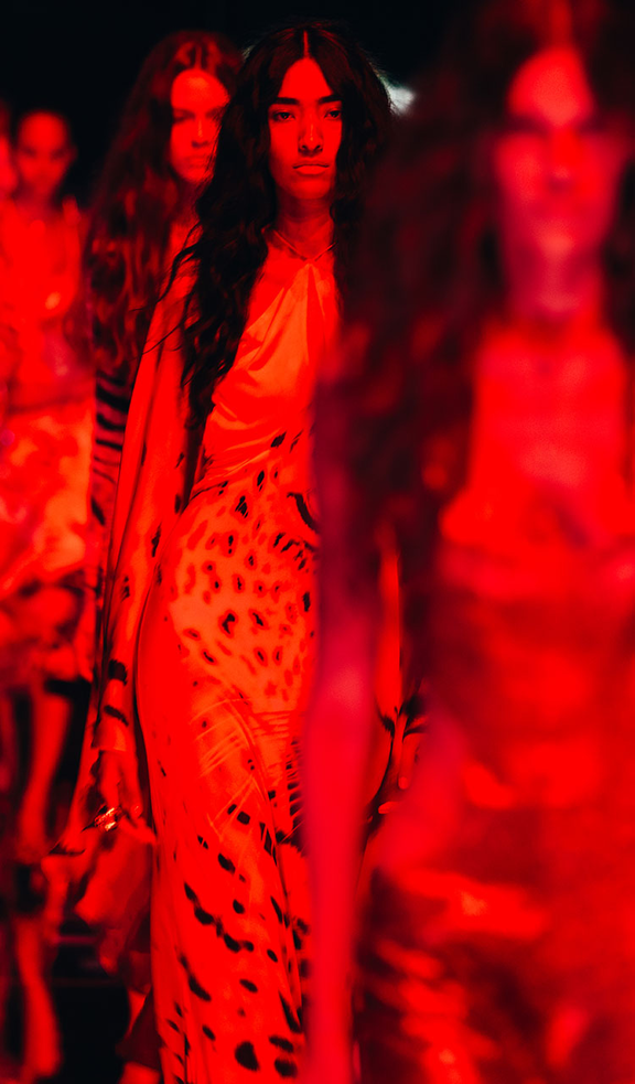 [CLONE] image-ss26 fashion showwww_copy