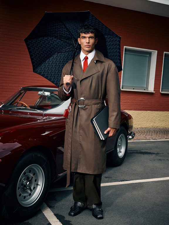 Vintage-effect technical gabardine trench coat in Khaki Green for