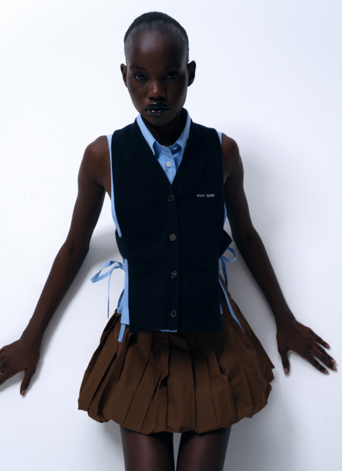 W - Home Page Small]  – Grid – Row 1 - Col - AW26 - Spotlight: Miu Miu - P.Block - P.Item - Col - CC - IMG 